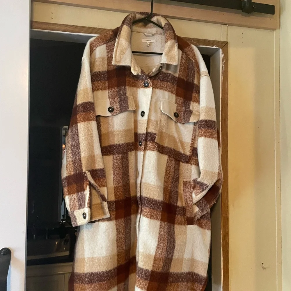 Plus Plaid Longline Wool Shacket 3x - Picture 3 of 8